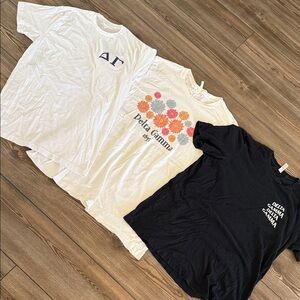 Delta Gamma White and Black T-Shirts Set